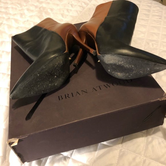 Weekend Sale!! Brian Atwood Bicolor Boots- sz 8 - Picture 7 of 7